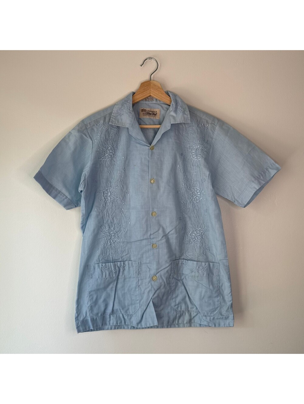VTG 70s Allon Vel Guayabera Mexican Embroidery Four Pocket Short Sleeve Shirt